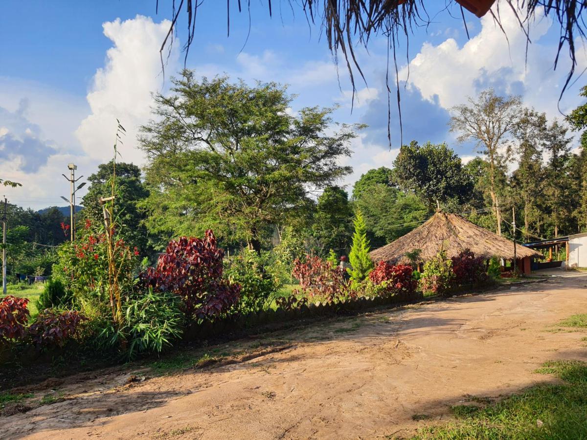 Stoneage Resort สากเลศปุระ ภายนอก รูปภาพ