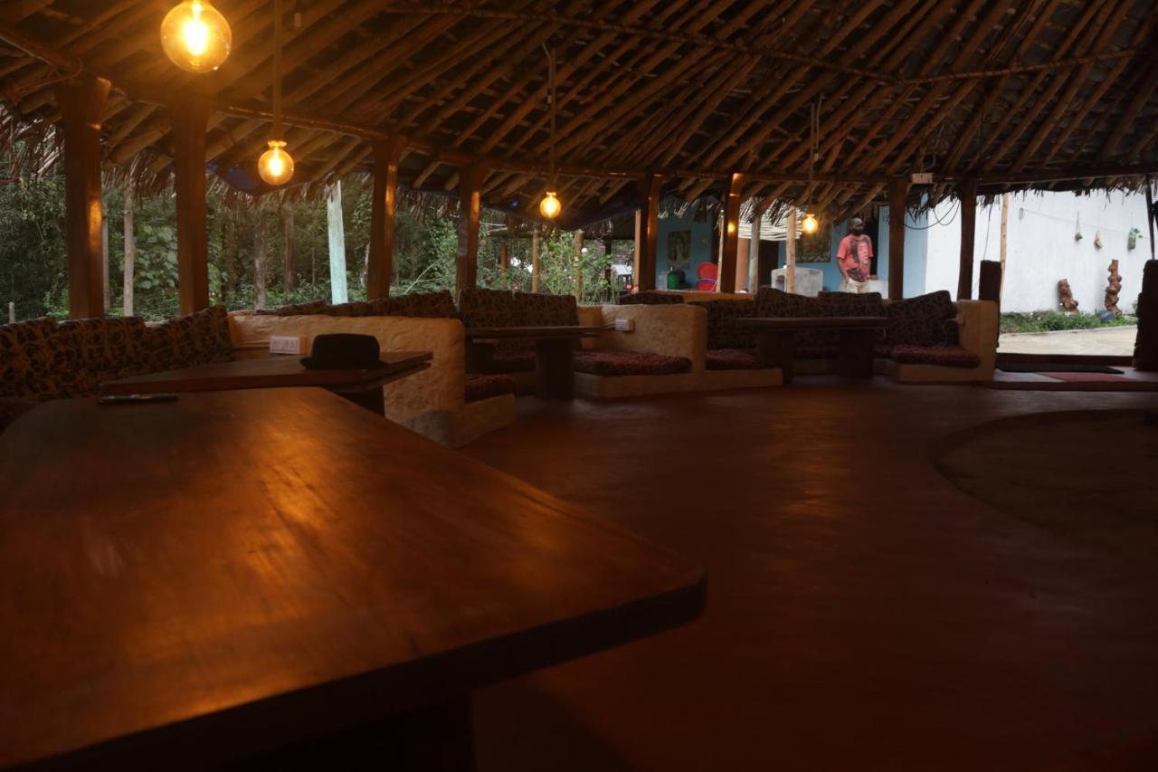 Stoneage Resort สากเลศปุระ ภายนอก รูปภาพ