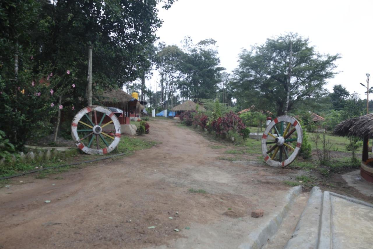 Stoneage Resort สากเลศปุระ ภายนอก รูปภาพ
